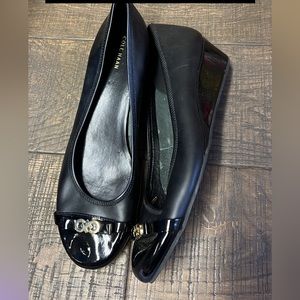 Cole Haan Elsie Black with gold Logo Wedges Size 11